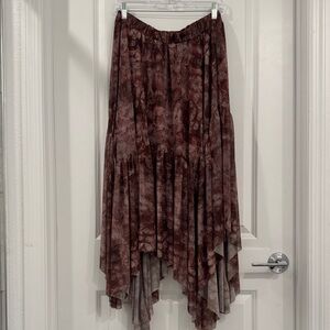 Chic Asymmetrical Skirt in Maroon